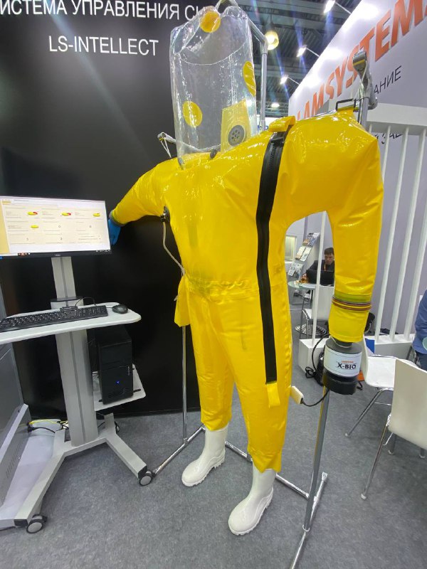 Руководители и специалисты компании посетили выставку Pharmtech & Ingredients 2023